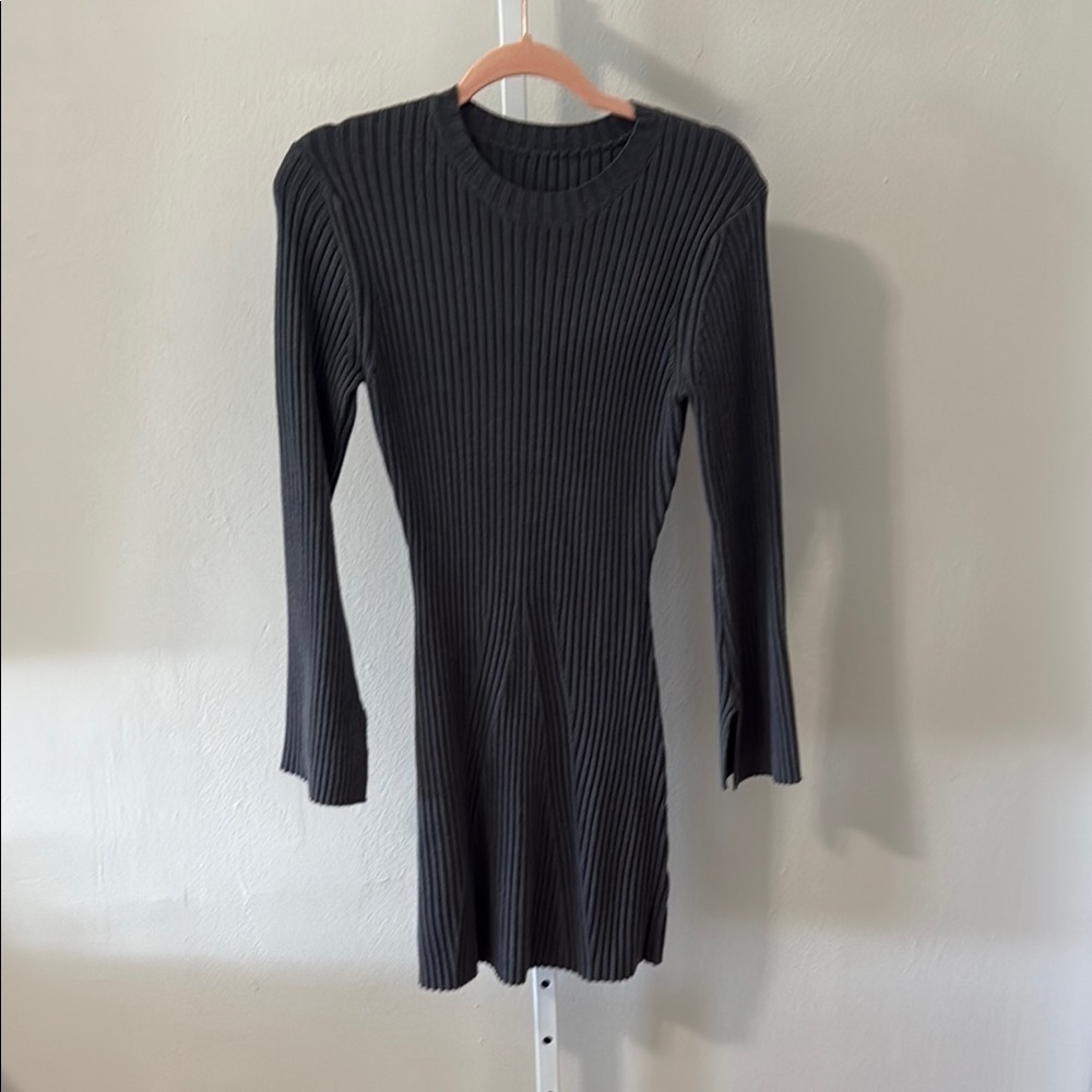 Elegant Dark Gray Ribbed Dress size medium